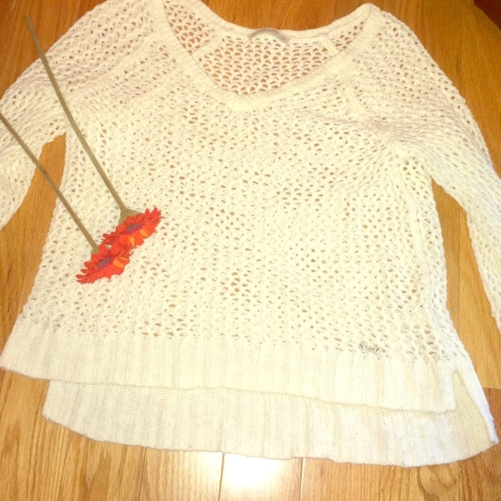 Brand new adorable crop top beach sweater!!!